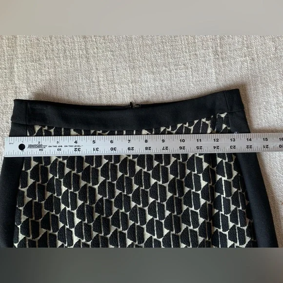 DianeVon Furstenberg pencil skirt size 2 - Picture 10 of 10